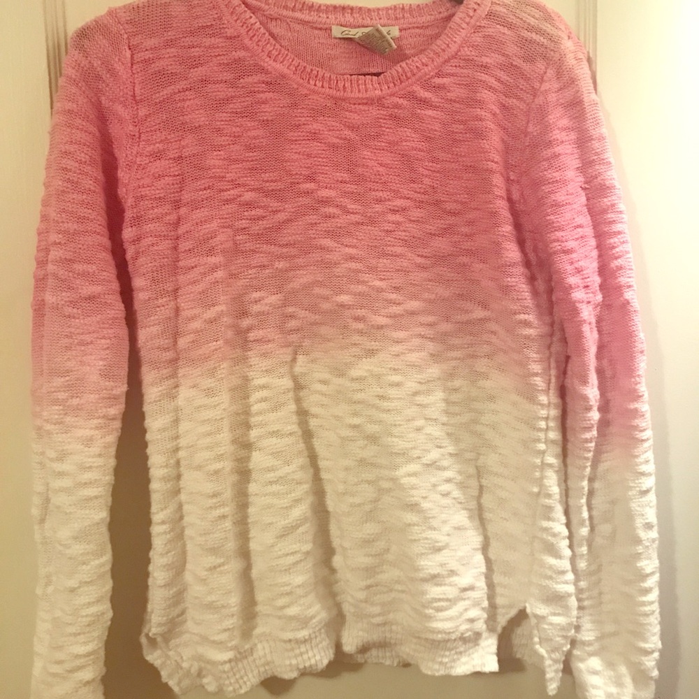 Sweater from a smoke and pet free home